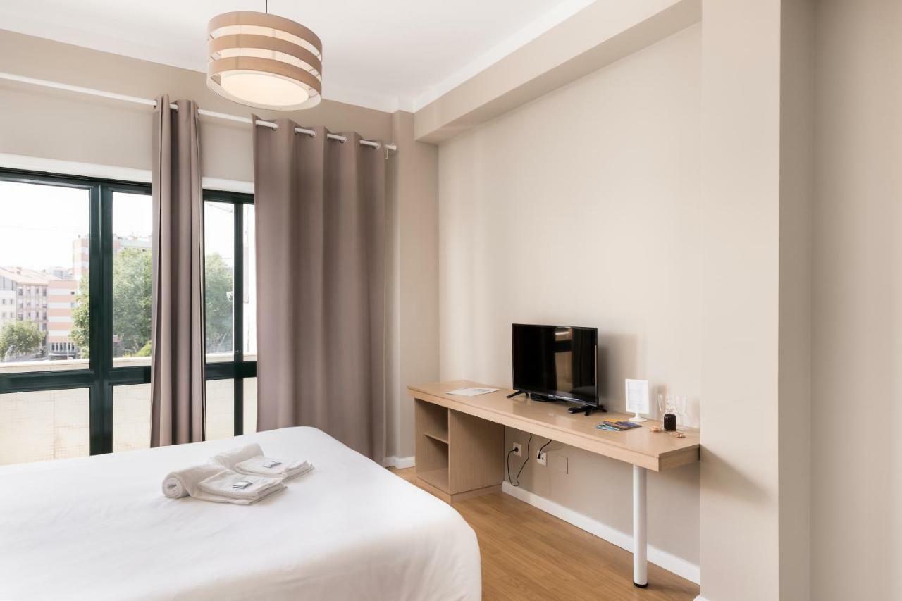 Bonjardim Guest house